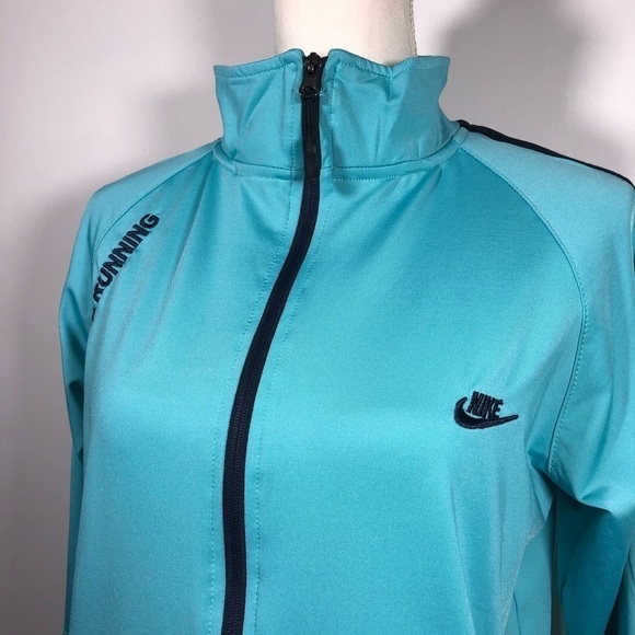 NIKE Running Full Zip Jacket - Picture 11 of 13